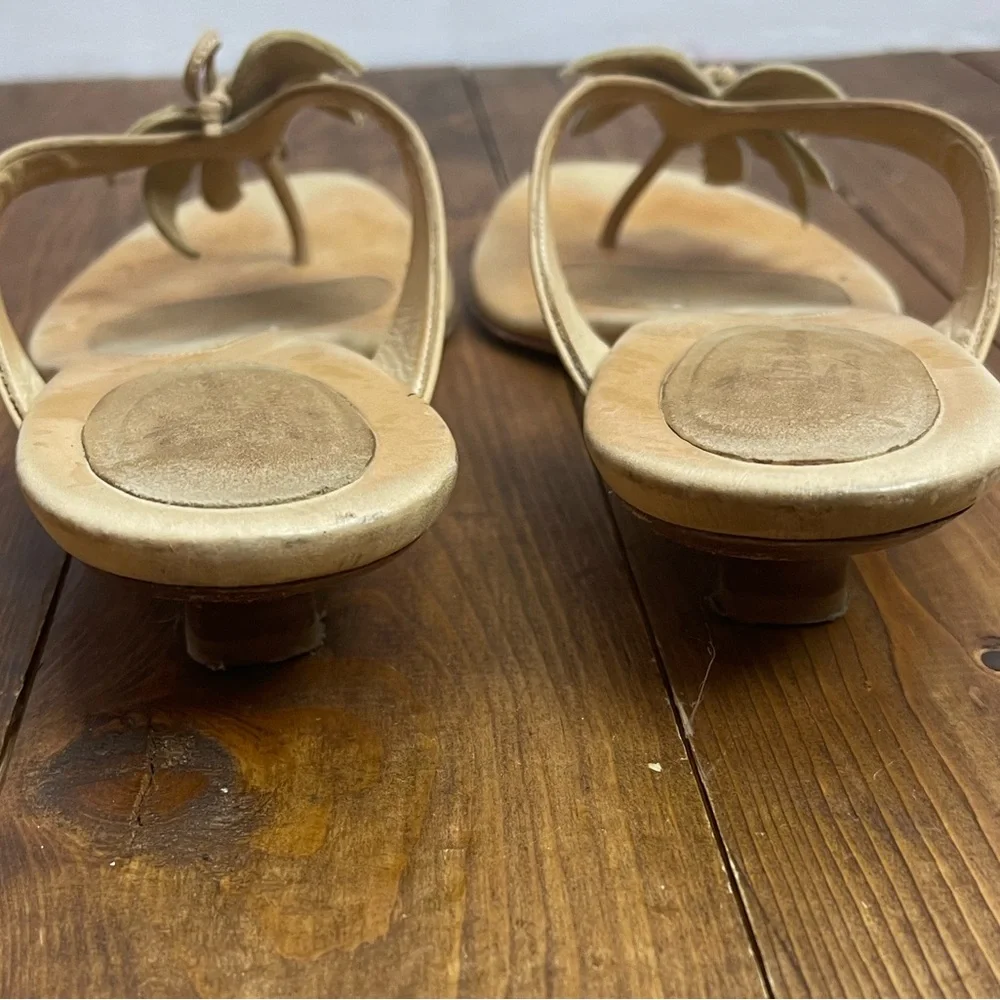 Tommy Bahama leather kitten heel sandals tropical temptation in camel size 7 - Picture 3 of 9